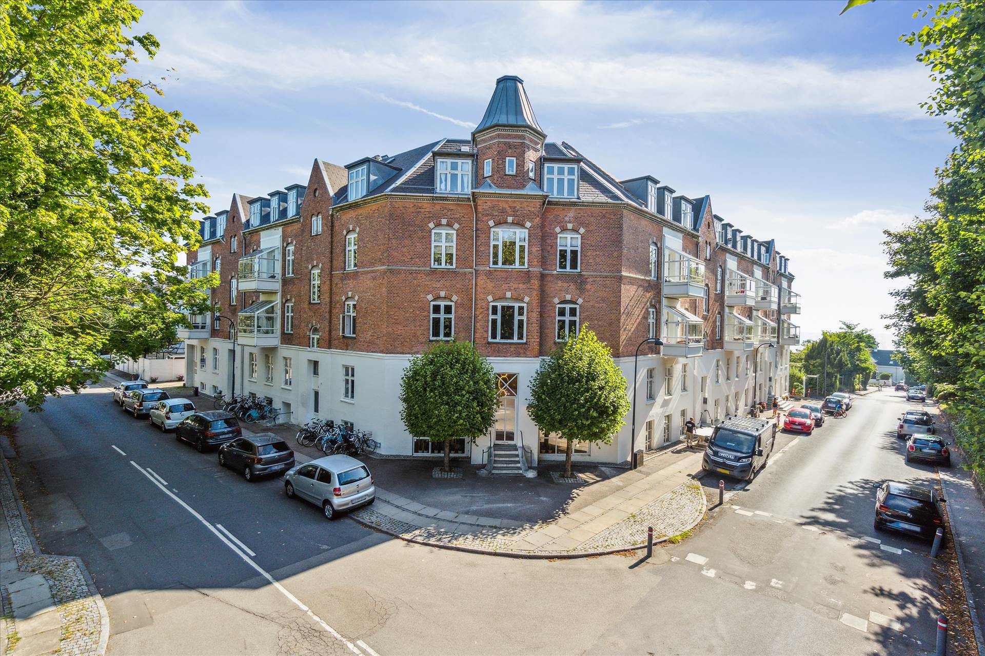 194 m² kontor • Charlottenlund