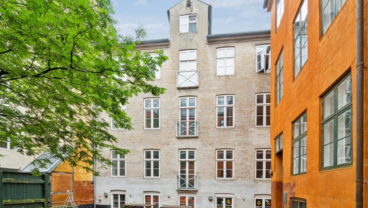 115845477 - Brolæggerstræde 6A, st.