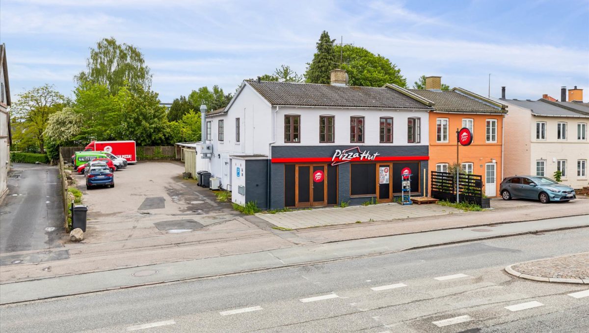 115845791 - Usserød Kongevej 34 + 35