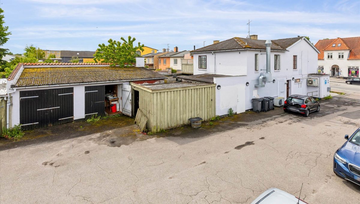 115845791 - Usserød Kongevej 34 + 35