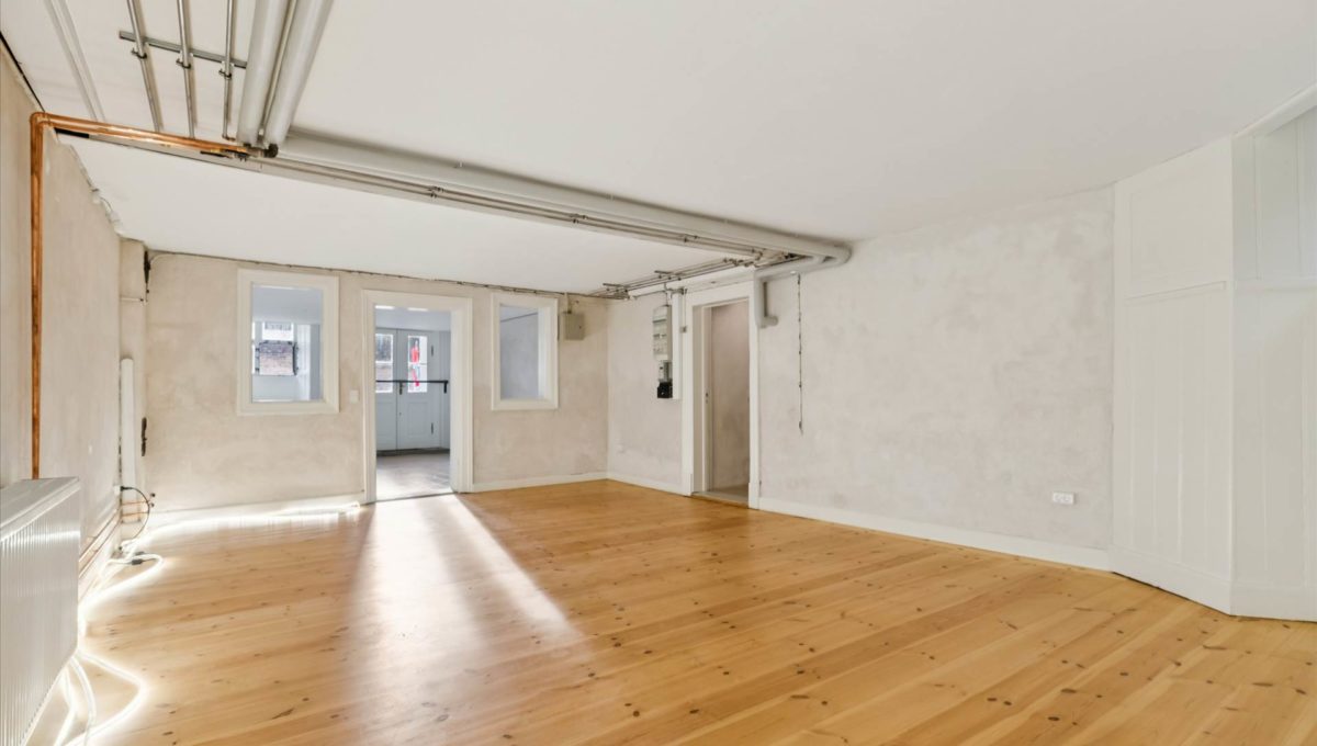 115845820 - Sølvgade 30, kld.