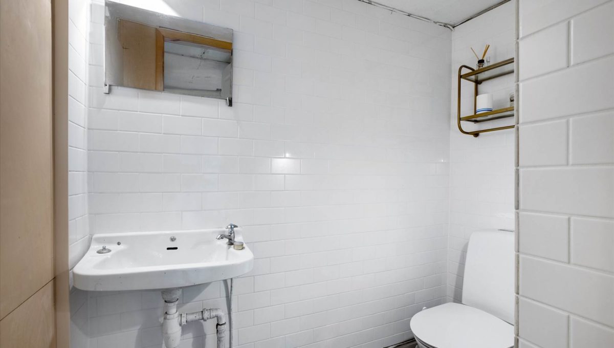 115845940 - Viborggade 1, kld. th.