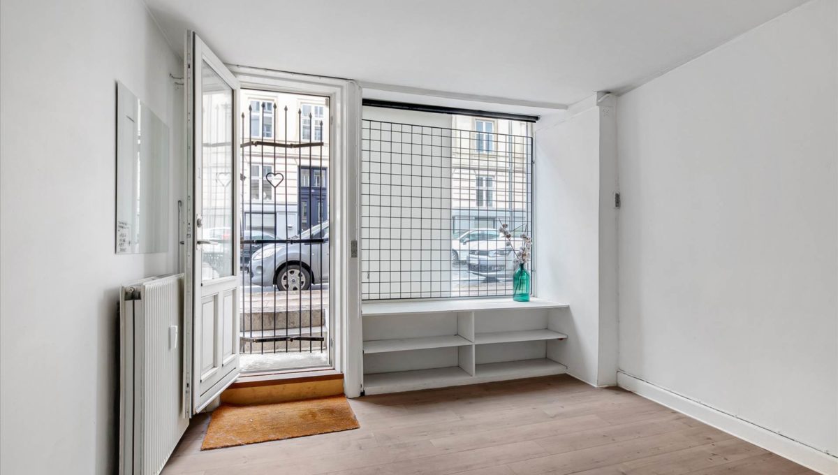 115845940 - Viborggade 1, kld. th.