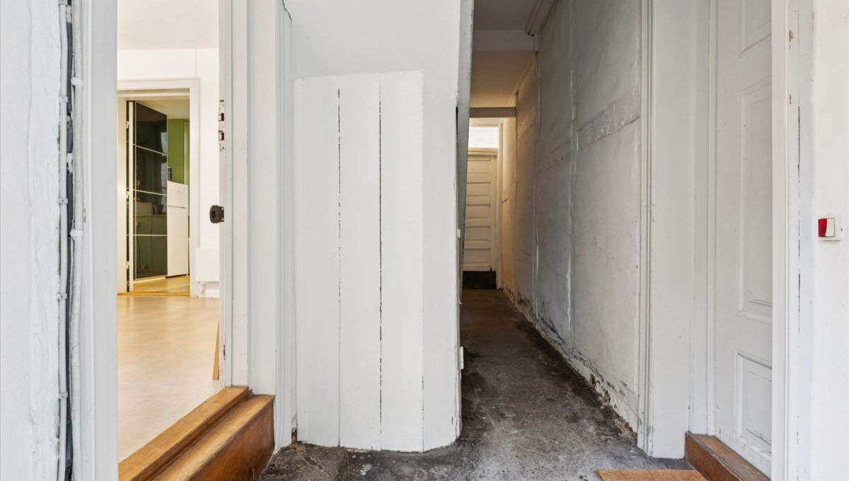 115845969 - Store Kannikestræde 6B, st.