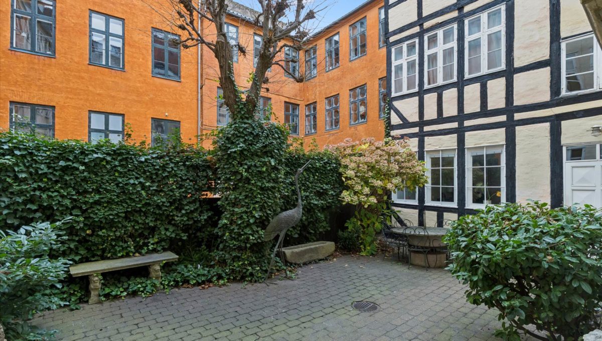 115845969 - Store Kannikestræde 6B, st.