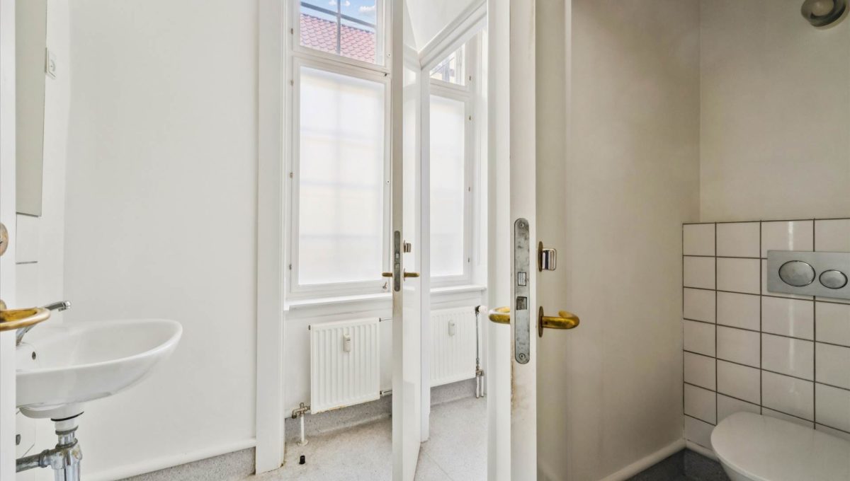 115846004 - Rådhusstræde 6, st.