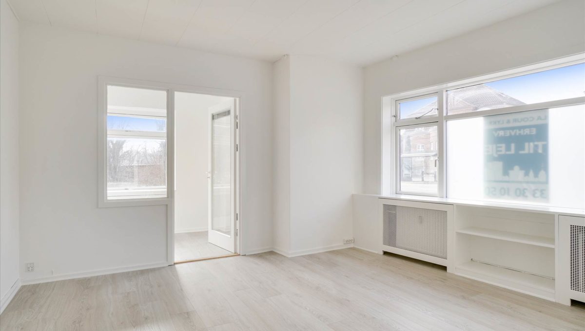 115845952 - Bernstorffsvej 146, st.