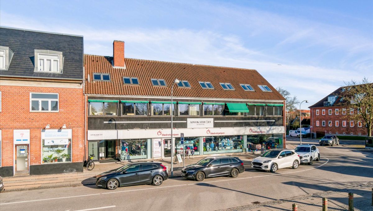 115846035 - Hvidovre Torv 9, 1. + 2. sal