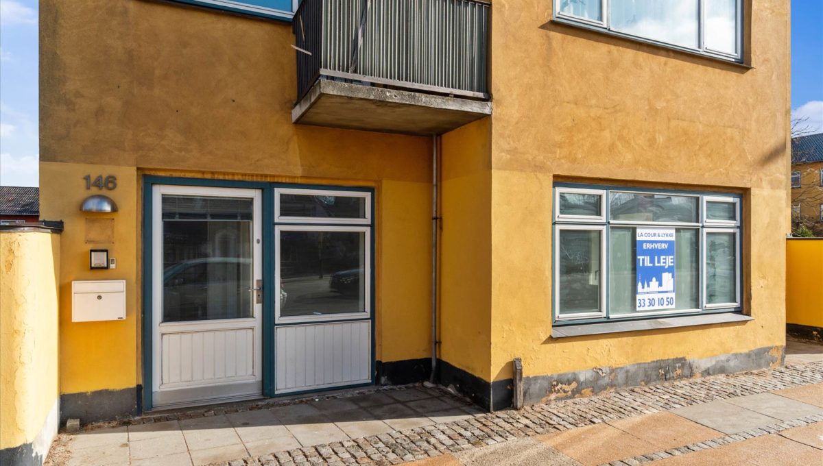 115845952 - Bernstorffsvej 146, st.