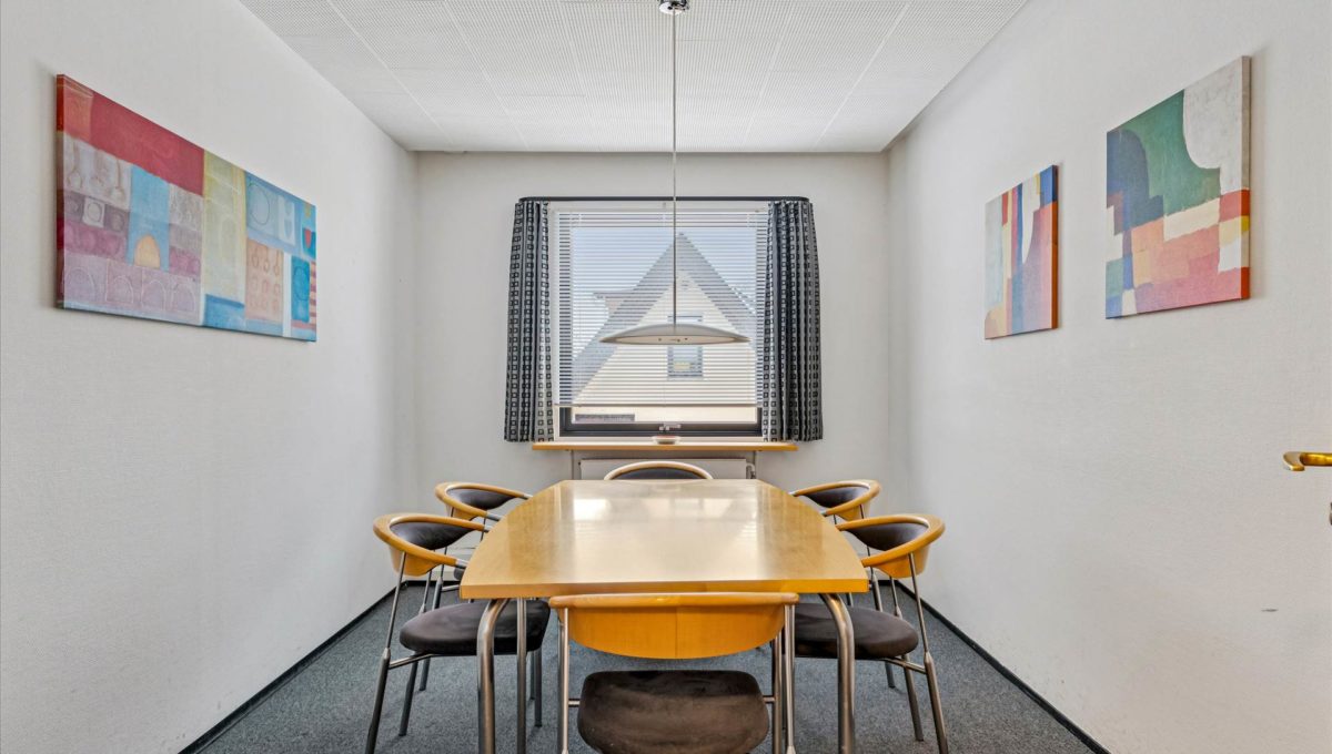 115846035 - Hvidovre Torv 9, 1. + 2. sal