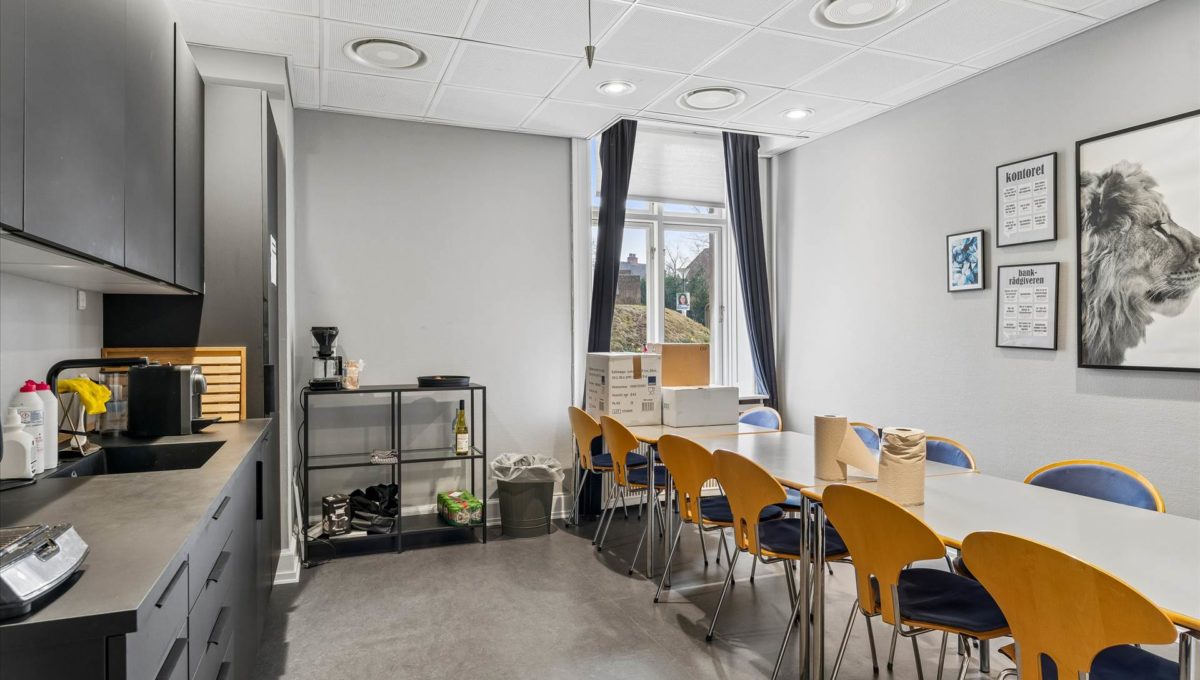 115845983 - Kirkevænget 2, st.