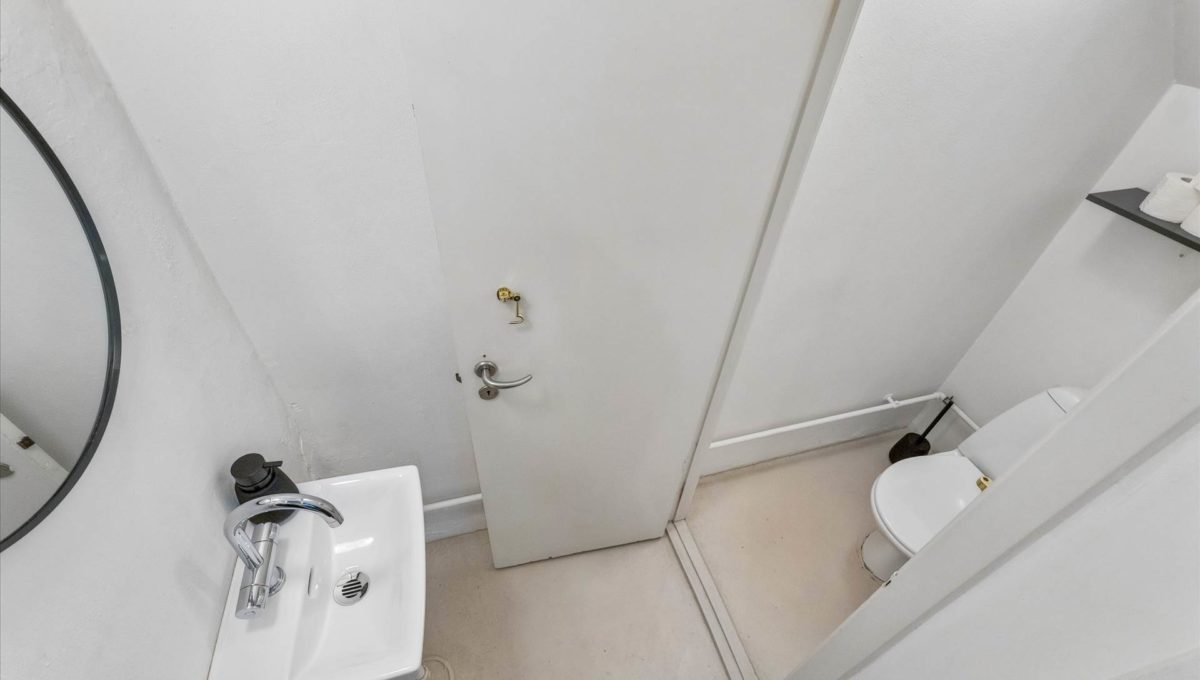 115846145 - Roarsvej 6, kld. tv.