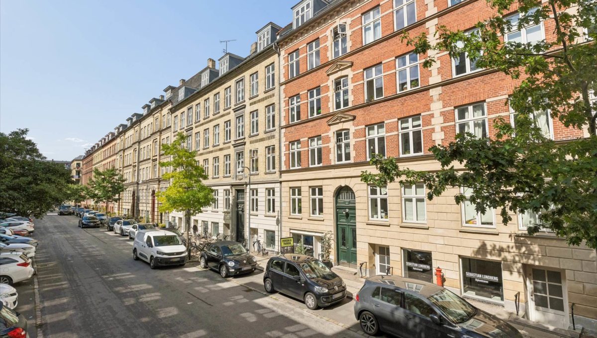 115846145 - Roarsvej 6, kld. tv.