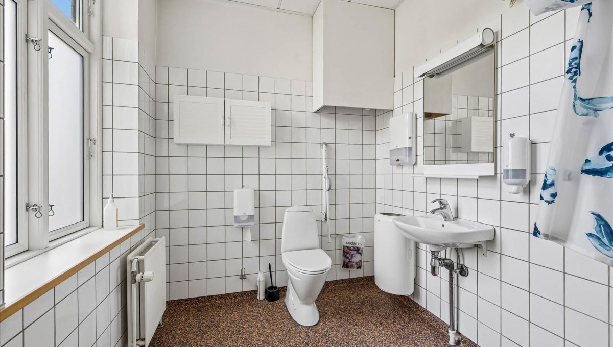115846181 - Lyngby Hovedgade 10B, st. tv.