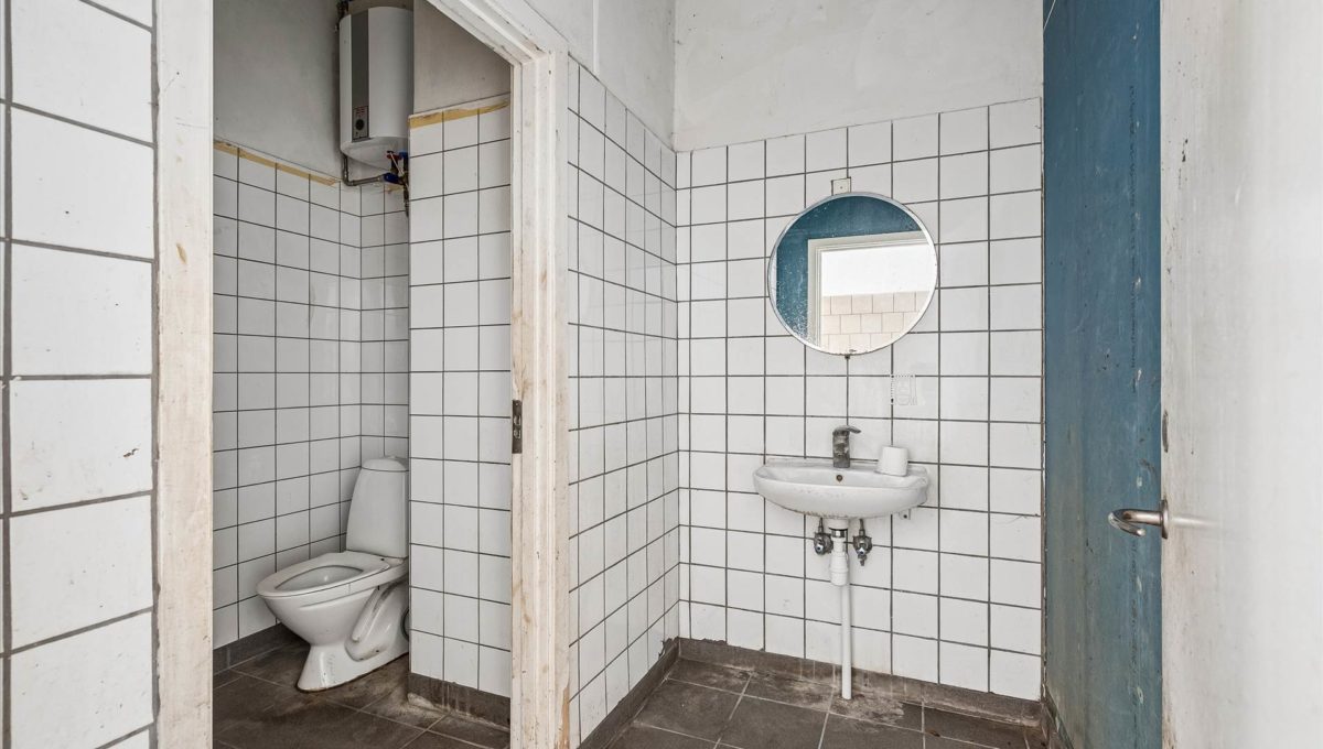 115846092 - Lyngby Hovedgade 10B, st. th.